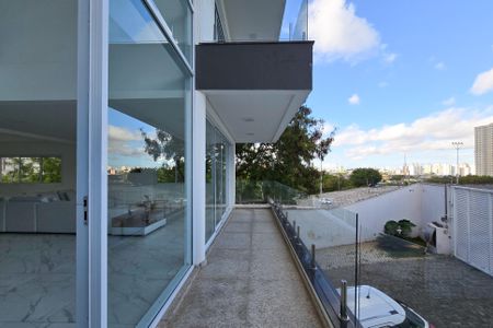 Sacada de casa para alugar com 5 quartos, 495m² em Anchieta, São Bernardo do Campo
