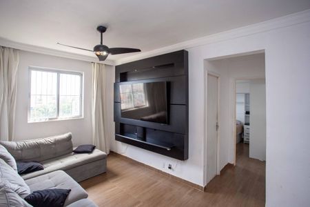 Sala de apartamento para alugar com 2 quartos, 58m² em Jardim Maria Leonor, Diadema