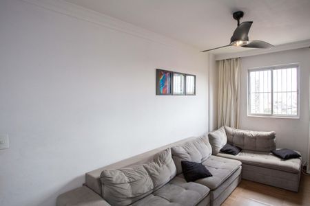 Sala de apartamento para alugar com 2 quartos, 58m² em Jardim Maria Leonor, Diadema