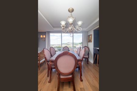 Apartamento para alugar com 171m², 4 quartos e 3 vagasSala