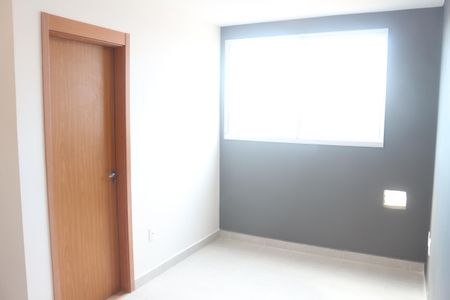 Sala de apartamento para alugar com 2 quartos, 34m² em Vila Palmares, São Caetano do Sul