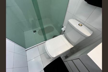 Apartamento à venda com 144m², 3 quartos e 3 vagas Apartamento à venda com 144m², 3 quartos e 3 vagasBanheiro da Suíte 2