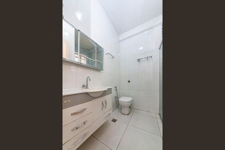 Apartamento à venda com 65m², 2 quartos e sem vaga Apartamento à venda com 65m², 2 quartos e sem vagaBanheiro