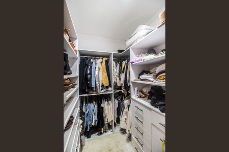 Casa à venda com 118m², 3 quartos e 1 vagaCloset