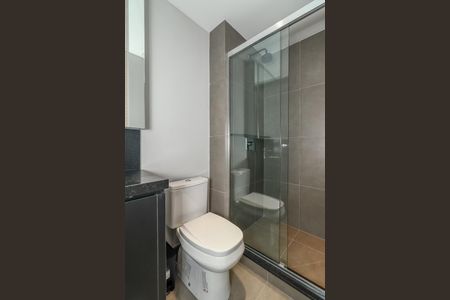 Banheiro de kitnet/studio à venda com 0 quarto, 26m² em Três Figueiras, Porto Alegre