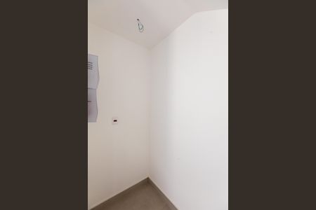 Casa de condomínio à venda com 138m², 3 quartos e 4 vagasDespensa