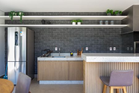 Casa de condomínio à venda com 138m², 3 quartos e 4 vagasÁrea Comum - Churrasqueira