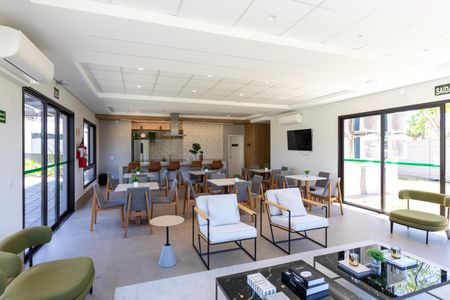 Casa de condomínio à venda com 138m², 3 quartos e 4 vagasÁrea comum - Salão de Festas