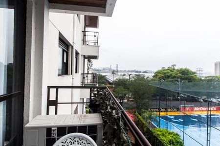 Varanda de apartamento para alugar com 3 quartos, 74m² em Alphaville Industrial, Barueri