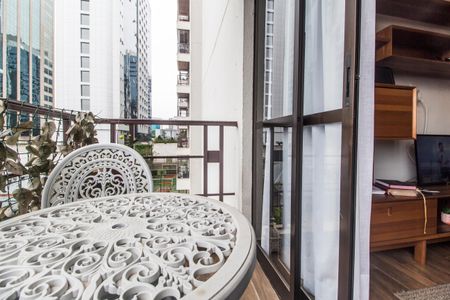 Varanda de apartamento para alugar com 3 quartos, 74m² em Alphaville Industrial, Barueri