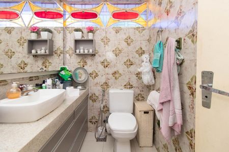 Casa à venda com 120m², 3 quartos e 2 vagasBanheiro Social 1