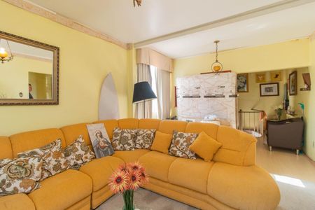 Casa à venda com 120m², 3 quartos e 2 vagasSala 2