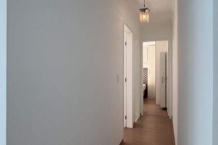 Apartamento à venda com 48m², 2 quartos e 1 vaga Apartamento à venda com 48m², 2 quartos e 1 vagaCorredor dos Dormitórios