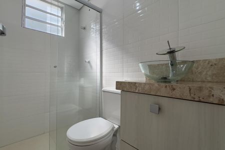 Apartamento à venda com 48m², 2 quartos e 1 vaga Apartamento à venda com 48m², 2 quartos e 1 vagaBanheiro