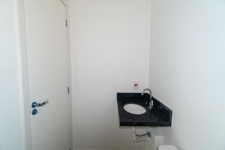 Banheiro de kitnet/studio à venda com 1 quarto, 22m² em Mirandópolis, São Paulo