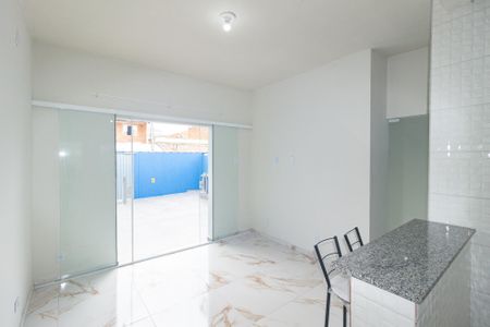 Sala de casa de condomínio para alugar com 2 quartos, 40m² em Campo Grande, Rio de Janeiro