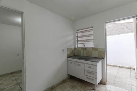 Sala/Cozinha de casa para alugar com 1 quarto, 28m² em Aricanduva, São Paulo