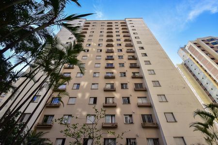 Apartamento para alugar com 70m², 3 quartos e 1 vagaFachada