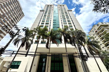 Apartamento à venda com 41m², 1 quarto e 1 vaga Apartamento à venda com 41m², 1 quarto e 1 vagaFachada