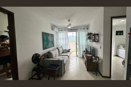 Sala de apartamento para alugar com 2 quartos, 80m² em Recreio dos Bandeirantes, Rio de Janeiro