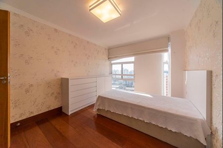 Apartamento para alugar com 199m², 4 quartos e 2 vagasQuarto 2