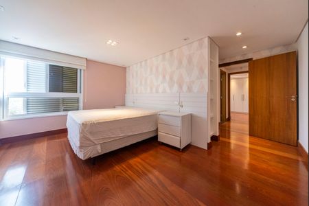 Apartamento para alugar com 199m², 4 quartos e 2 vagasQuarto 4