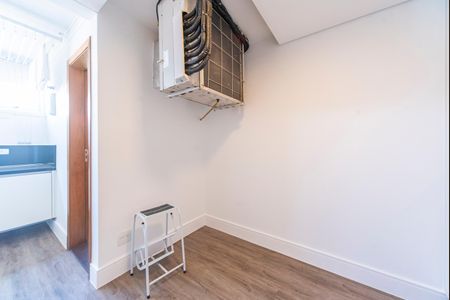 Apartamento para alugar com 199m², 4 quartos e 2 vagasÁrea de Serviço