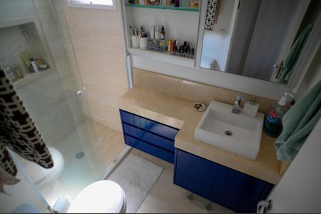Apartamento à venda com 94m², 2 quartos e 2 vagasBanheiro 