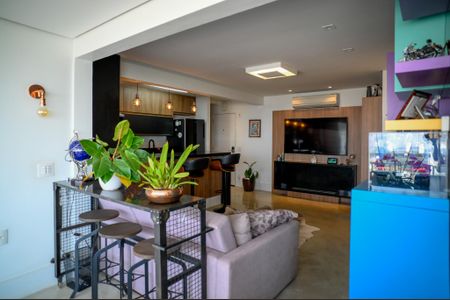 Apartamento à venda com 94m², 2 quartos e 2 vagasSala