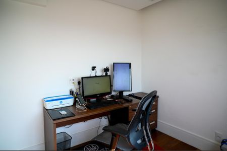 Apartamento à venda com 94m², 2 quartos e 2 vagasQuarto 1