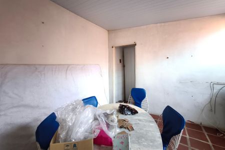 Casa à venda com 191m², 3 quartos e 7 vagas Casa à venda com 191m², 3 quartos e 7 vagasEdícula - Cozinha