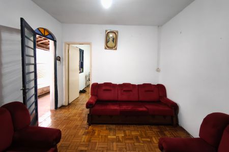 Casa à venda com 191m², 3 quartos e 7 vagas Casa à venda com 191m², 3 quartos e 7 vagasSala