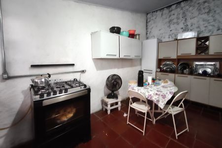 Casa à venda com 191m², 3 quartos e 7 vagas Casa à venda com 191m², 3 quartos e 7 vagasCozinha