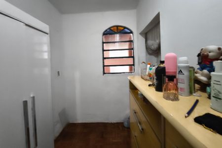 Casa à venda com 191m², 3 quartos e 7 vagas Casa à venda com 191m², 3 quartos e 7 vagasQuarto 2