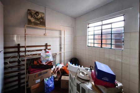 Casa à venda com 191m², 3 quartos e 7 vagas Casa à venda com 191m², 3 quartos e 7 vagasEdícula - Quarto