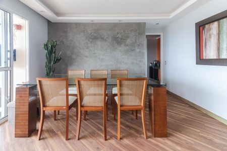 Sala de apartamento para alugar com 4 quartos, 134m² em Jardim Olympia, São Paulo