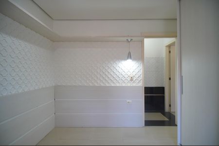 Casa à venda com 236m², 3 quartos e 5 vagasSuíte 2