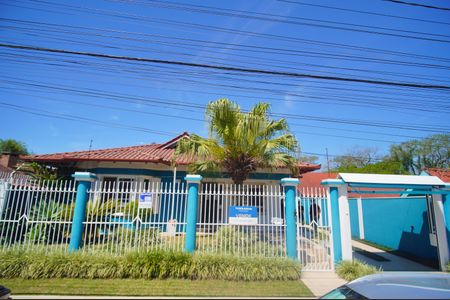 Casa à venda com 236m², 3 quartos e 5 vagasFachada