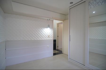 Casa à venda com 236m², 3 quartos e 5 vagasSuíte 2