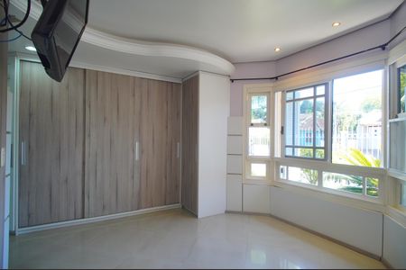 Casa à venda com 236m², 3 quartos e 5 vagasSuíte 1