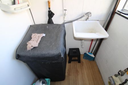 Apartamento à venda com 64m², 2 quartos e sem vagaÁrea de Serviço