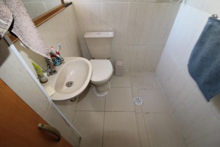 Apartamento à venda com 64m², 2 quartos e sem vagaBanheiro