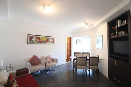 Apartamento à venda com 3 quartos, 74m² em Jardim Industrial, São Paulo