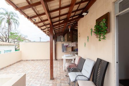 Apartamento à venda com 174m², 4 quartos e 1 vaga Apartamento à venda com 174m², 4 quartos e 1 vagaCobertura