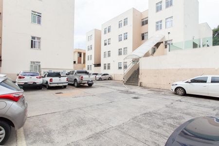 Apartamento à venda com 174m², 4 quartos e 1 vaga Apartamento à venda com 174m², 4 quartos e 1 vagaEstacionamento