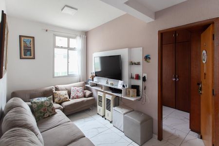 Apartamento à venda com 174m², 4 quartos e 1 vaga Apartamento à venda com 174m², 4 quartos e 1 vagaSala