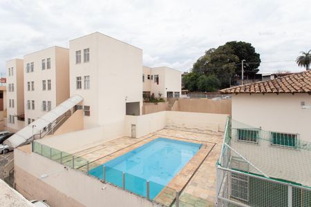 Apartamento à venda com 174m², 4 quartos e 1 vaga Apartamento à venda com 174m², 4 quartos e 1 vagaÁrea comum - Piscina