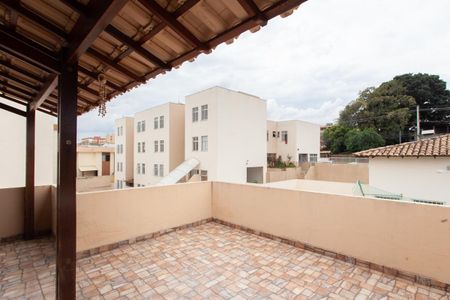 Apartamento à venda com 174m², 4 quartos e 1 vaga Apartamento à venda com 174m², 4 quartos e 1 vagaCobertura