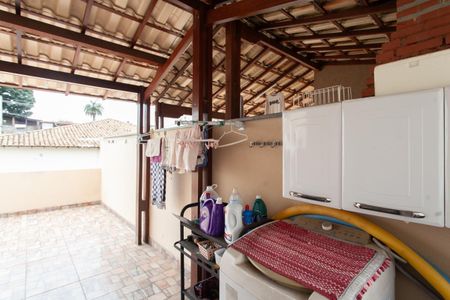 Apartamento à venda com 174m², 4 quartos e 1 vaga Apartamento à venda com 174m², 4 quartos e 1 vagaÁrea de Serviço