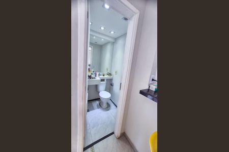 Apartamento à venda com 56m², 2 quartos e 1 vagaBanheiro 2